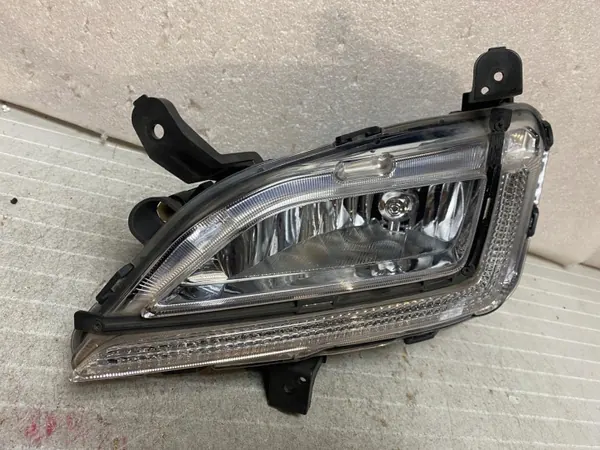 Farol Halogéneo Esquerdo Hyundai OEM 92201-D7600 image 3