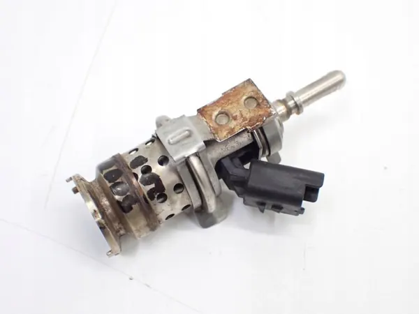 AdBlue-injector OEM 9813930180 voor Peugeot 5008 II image 2
