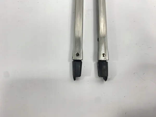 Guides de glissière OEM SDV08689 pour Mercedes W124 image 3