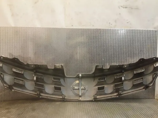Nissan Murano Z50 takapuskurin tuuletusritilä OEM 62310CA000 image 4