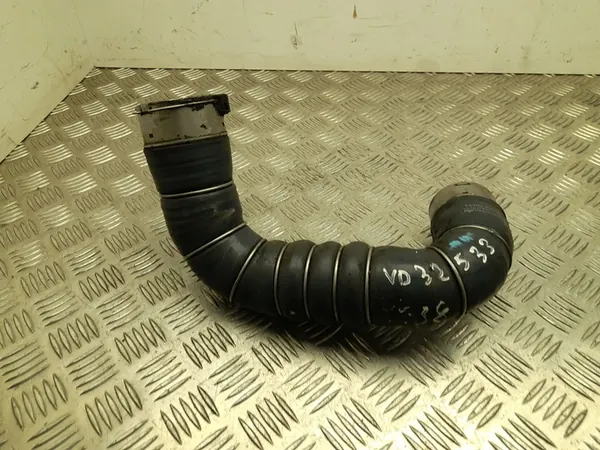 Luftintagsguide Nissan NP300 NAVARA 2010 144635X00B image 2