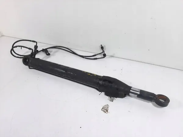 Scania ohjaamonnostosylinteri OEM 1790112 - Käytetty image 8