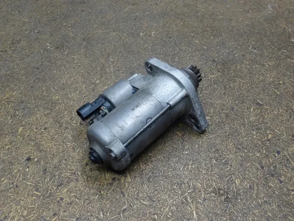 Motor de arranque AUDI A3 8V GOLF VII LEON III 1.6 TDI 02Z911024L image 4