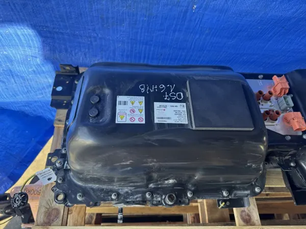 Batterie hybride DS OEM 9856257680 - État utilisé image 4
