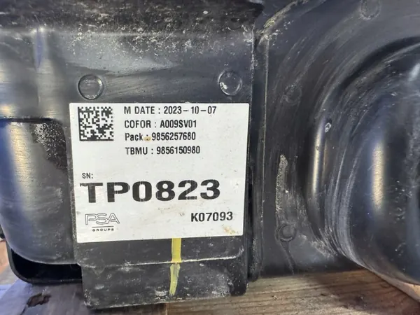 Batterie hybride DS OEM 9856257680 - État utilisé image 9