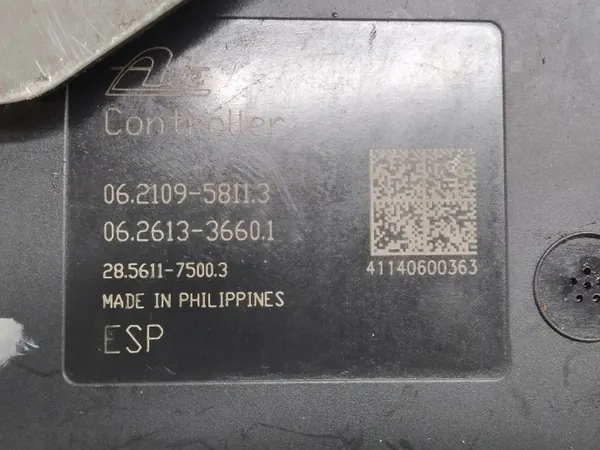 ABS-pumpun liitin OEM 4670A561 Mitsubishi image 4