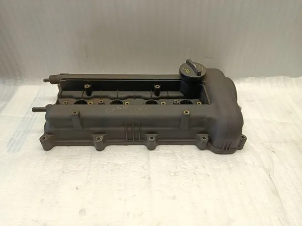 KIA CEED I 2007 1.6B G4FC Tampa de Válvulas image 6