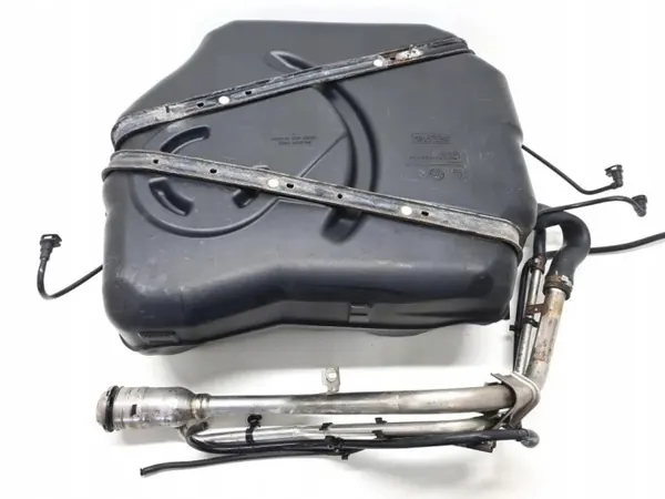 Ford OE BV619K007K Bränslepump - Begagnad image 3