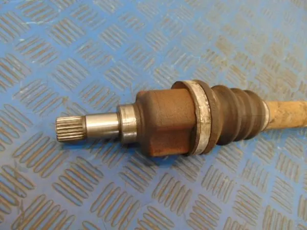 PEUGEOT 307 1.6 16V HB Arbre de Transmission Gauche 9636786780 image 3