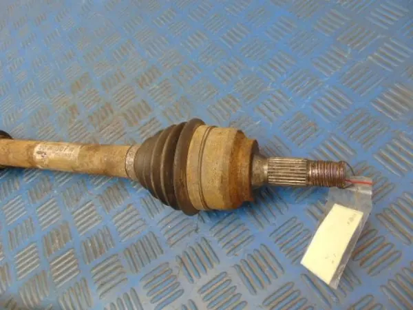 PEUGEOT 307 1.6 16V HB Arbre de Transmission Gauche 9636786780 image 4