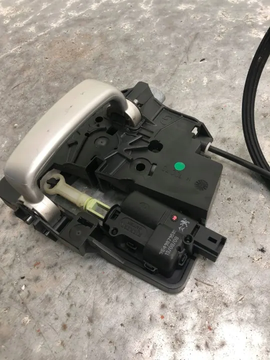 Poignée intérieure avant gauche OEM 96801416VVBILI Peugeot image 3