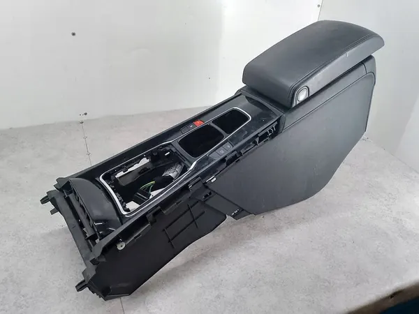 Túnel de Console Central Peugeot 508 2014-2020 OEM image 1