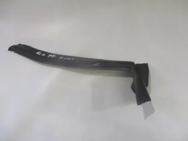 Junta de puerta trasera derecha OEM COE751 Mercedes SLK R171 image 2