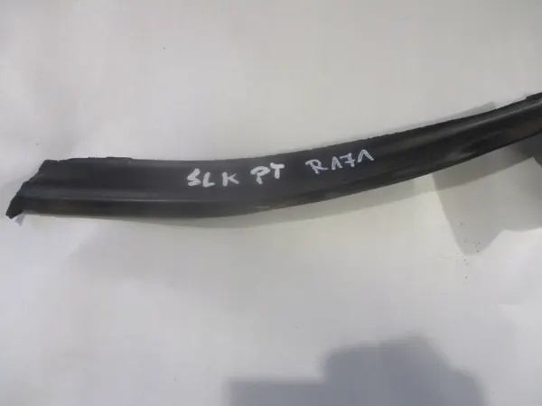 Junta de puerta trasera derecha OEM COE751 Mercedes SLK R171 image 3