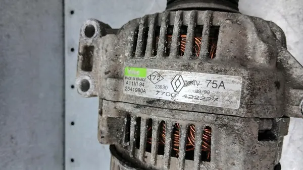 Vaihtovirtageneraattori Renault Megane I 1.4B 99-03R 7700422237 image 3