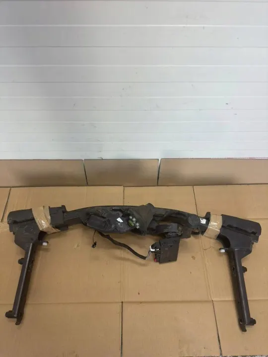 Audi A4 B9 Anhängermodul OEM 8W0800491C Gebraucht image 2