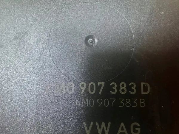 Audi A4 B9 Anhängermodul OEM 8W0800491C Gebraucht image 5