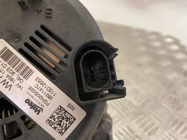 Audi A6 S6 C7 4G Generaattori 04L903017C image 5