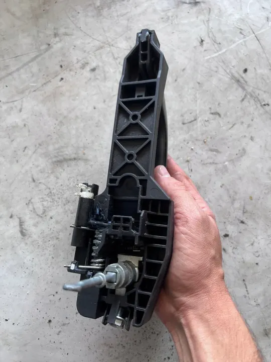 Vasemman etuoven kahva HYUNDAI I20 II OEM image 5