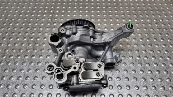Pompe à huile OEM 04L145208T pour VW 2.0 TDI image 3