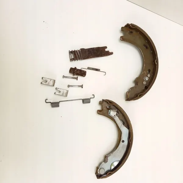 Land Rover OEM 90R01323 Taka jarrupalat image 10