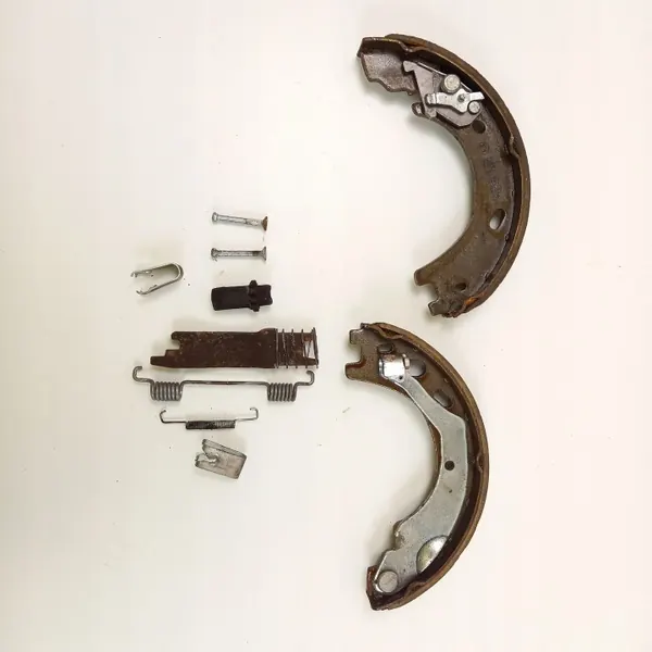 Land Rover OEM 90R01323 Taka jarrupalat image 8