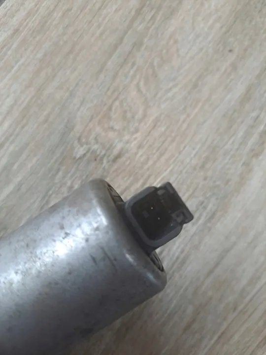 Válvula Base Filtro Aceite OEM 21985798 23013321 image 3