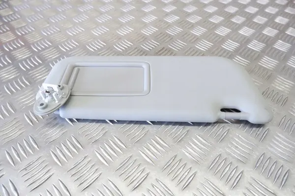 OEM 74310-K0070 Rechter zonneklep voor Toyota Yaris IV image 4