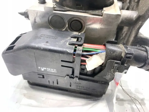 ABS-pumppu OEM A1724313712 Mercedes X204 2.1 image 4