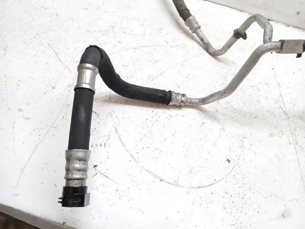 Conduit de refroidissement d'huile BMW OEM 7589506 d'occasion image 3