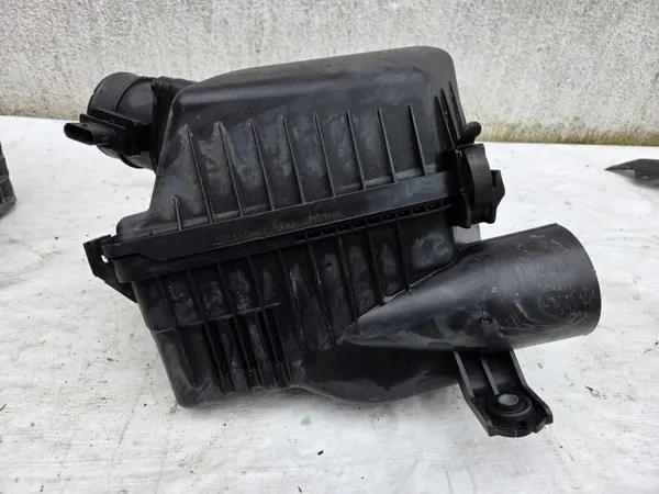 Ilmansuodatin Kotelo OEM 28110-A5800 Hyundai/Kia image 2