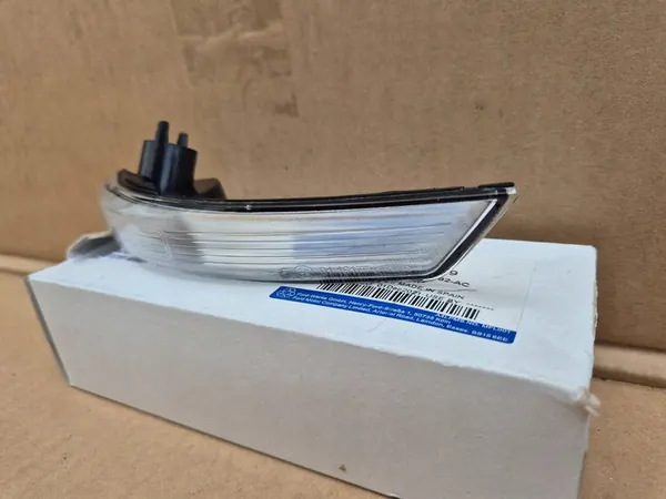 INDICADOR DE ESPELHO DIREITO FORD FOCUS MK4 IV 21982884 image 2