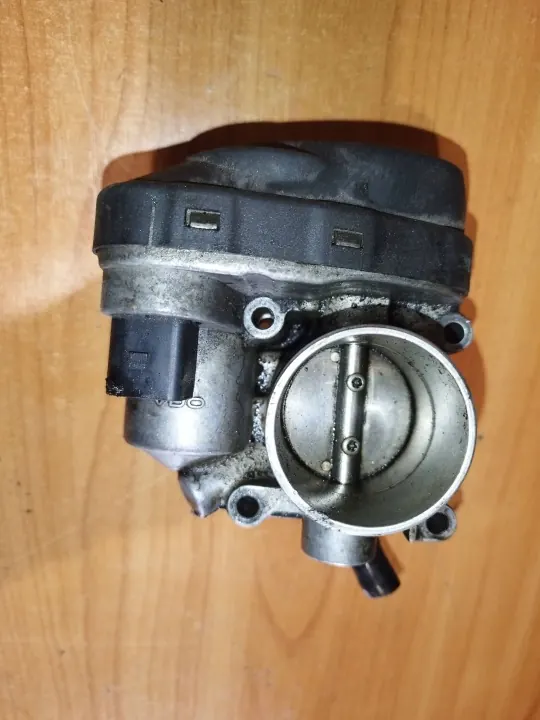 Kaasutin OEM 036 133 062B Volkswagenille image 2