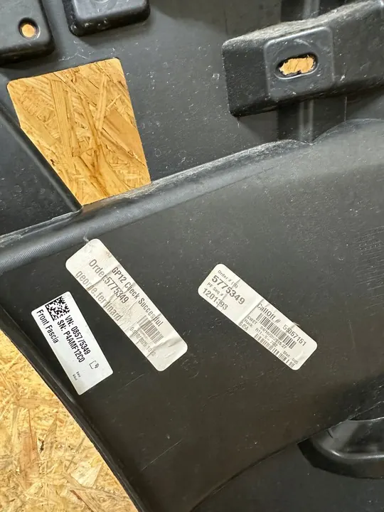 Scivolo di montaggio paraurti anteriore sinistro BMW X3 G45 image 5