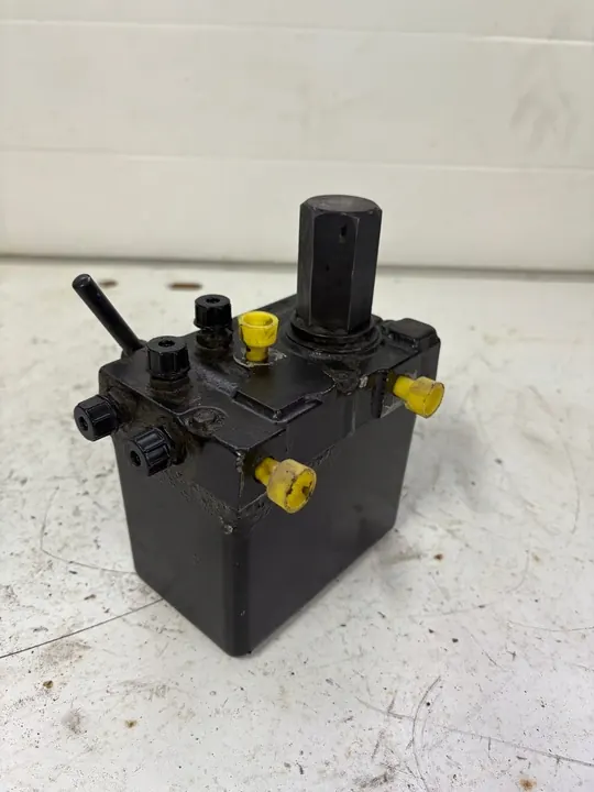 Pompe de levage cabine Mercedes Actros 103803.6 image 2