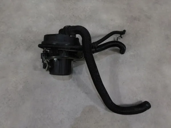 Pompe à air secondaire Audi A6 C7 OEM 079959253 image 6
