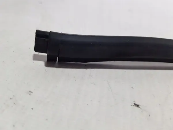 Junta de maletero calefactada OEM 3011432GG Derecha trasera Mercedes ML image 5