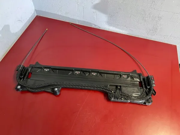 BMW X1 U11 schuifdakraam OEM 949736750 image 2