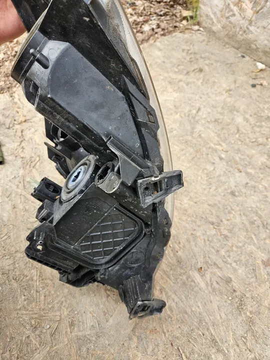 Toyota Auris 2007-2010 Faro delantero derecho image 9