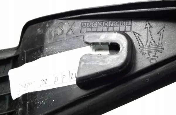 Maserati Grecale M182 Fram Vänster Pelarpanel OEM 670167248 image 10