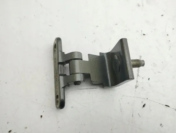 VW T-ROC Heckklappenscharniere OEM 5G6827301D image 6