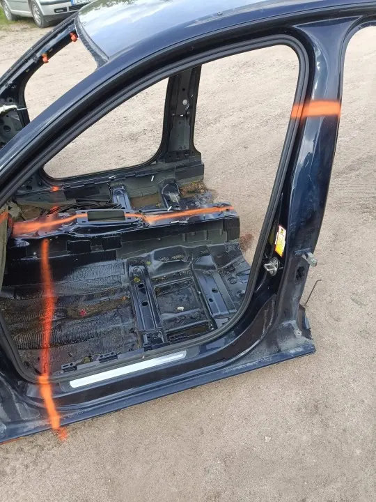 Umbral delantero Audi A4 B8 OEM ARA339220 - Usado image 2