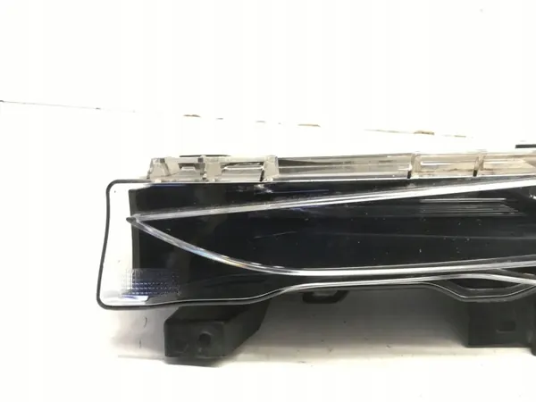 Tesla Model Y Vasen Halogeeni LED DRL OEM 1507932-00-C image 3