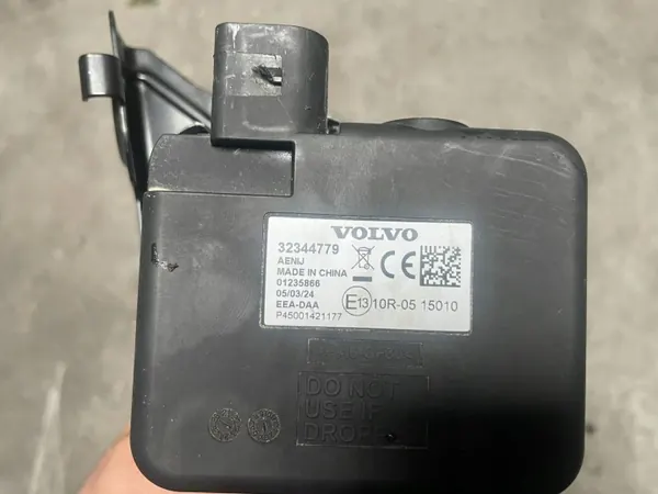 Sirene de alarme Volvo OEM 32344779 para XC40 II image 3