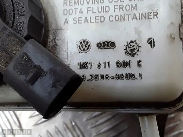 Rempompreservoir Audi A3 8P Golf V Seat 1K1611301C image 6