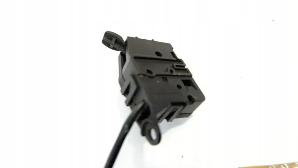 Sensor Interruptor Alarma Mercedes Vito W639 OEM 6395400044 image 8