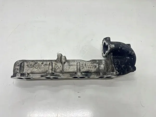 Collettore di aspirazione RENAULT LAGUNA III 8200915216 2.0L Diesel image 2