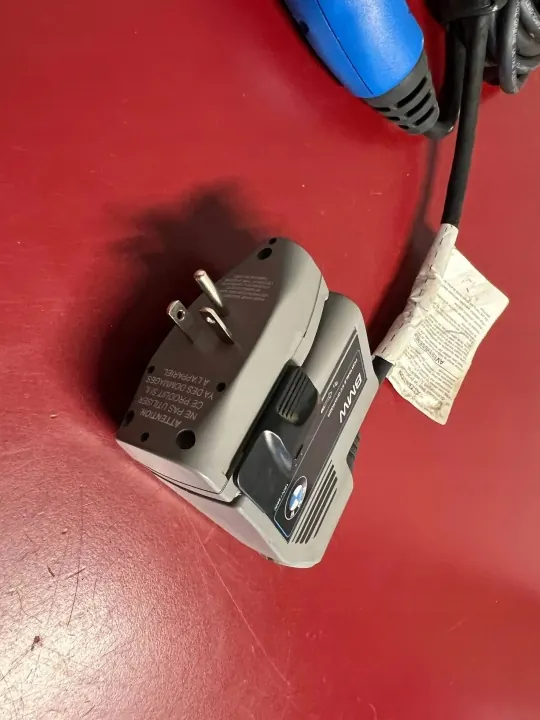 Cable de carga BMW i3 VE OEM 61442448670 image 3