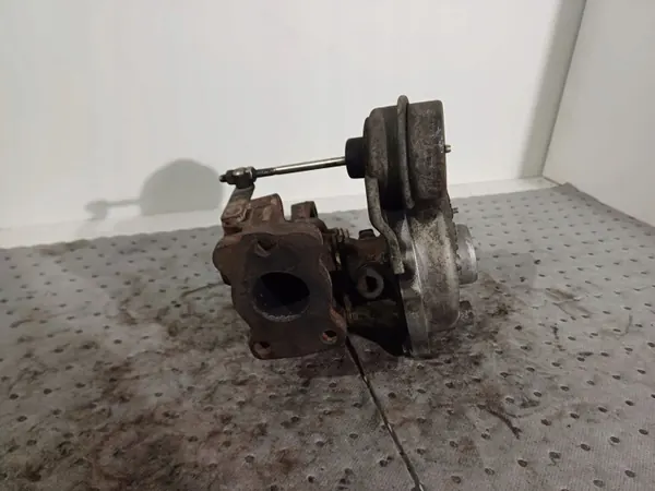 Turbocompresor usado OEM K03401682 para Peugeot 406 2.0L image 4