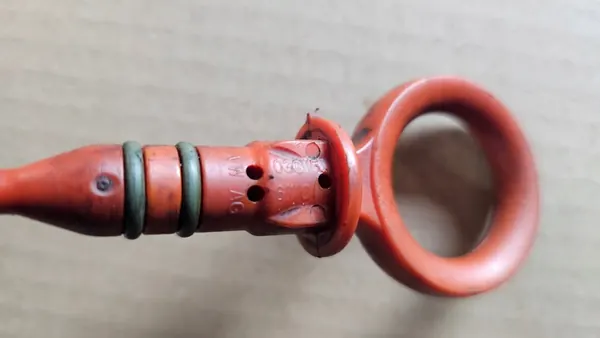 Öljytikku AUDI A3 8P 1.9 TDI 03G103634AF image 2